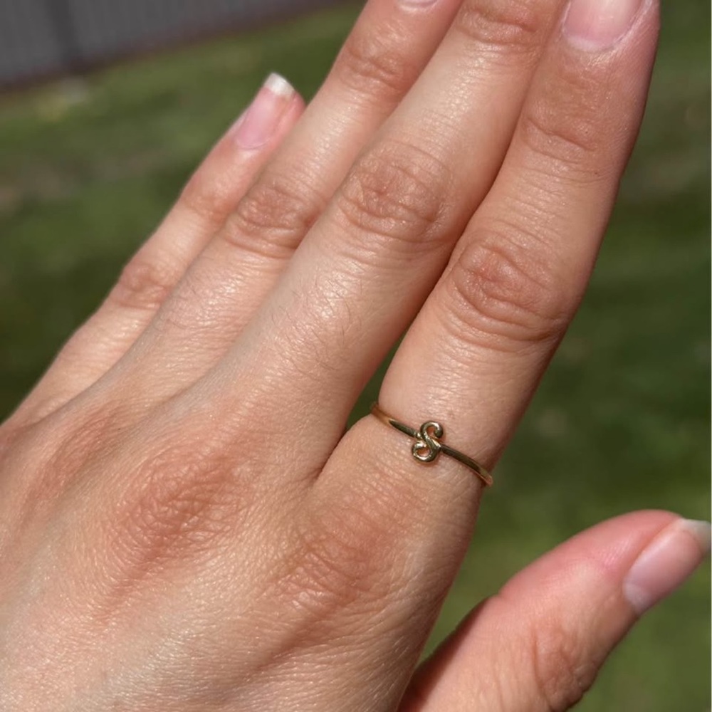 925 Sterling Silver Gold Plated Curved “S” Initial Ring Sz 7